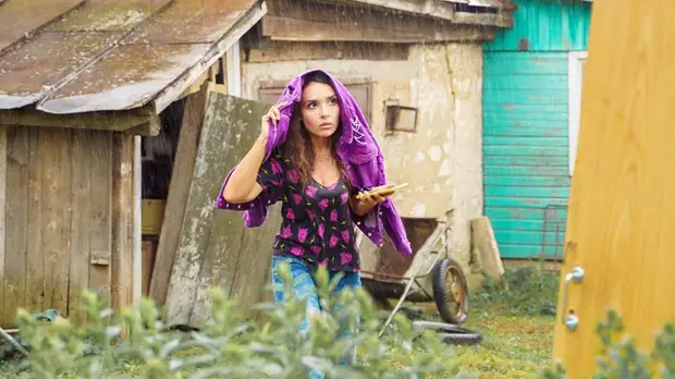 На Луну и обратно: что смотреть в онлайн-кинотеатрах в апреле