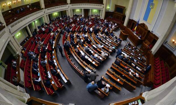 П.Порошенко договорился с руководителями фракций 31 июля провести внеочередное заседание Рады П.Порошенко договорился с руководителями фракций 31 июля провести внеочередное заседание Рады