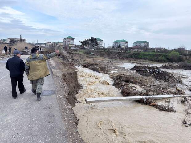 Синоптик опроверг связь разгона облаков над Ираном с потопами в Дагестане