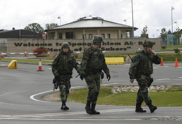 Немцы потребовали вывода американских войск из Германии