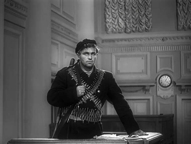 Анатолий Железняков. Путь в революцию