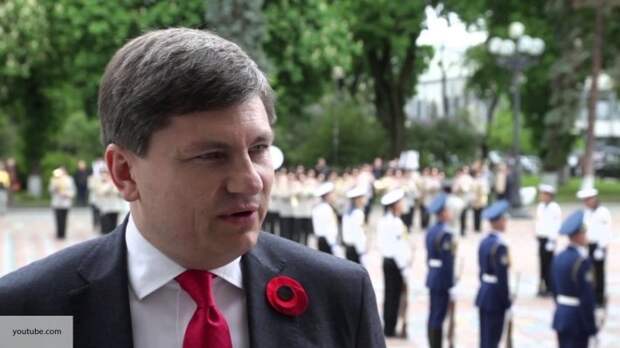 Украина идет в НАТО, тут будут базы США: представитель Порошенко в Раде призвал украинцев не слушать "зрадофильски промови" 