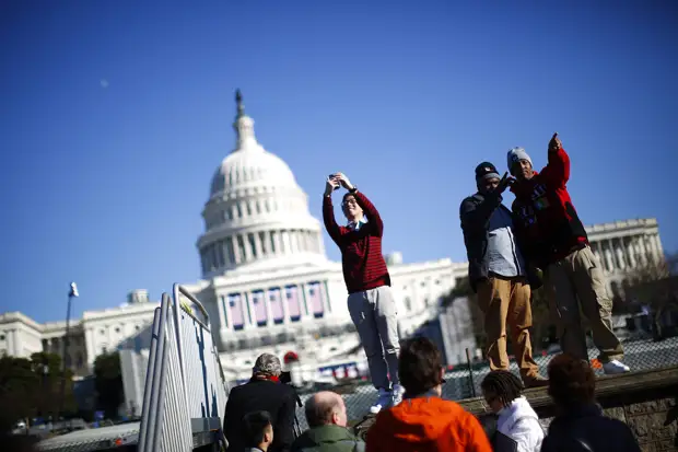 «Словами о великой Америке уже не отделаешься»: почему снижается рейтинг Джо Байдена