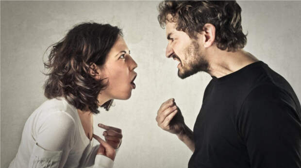 10 фраз, которых стоит избегать, чтобы не разрушить отношения