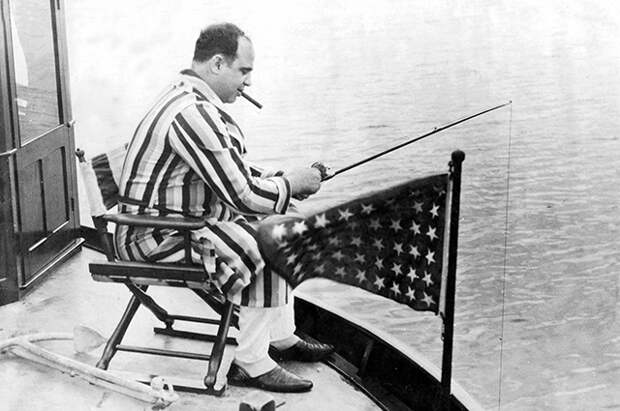 Аль Капоне на отдыхе, 1930 год