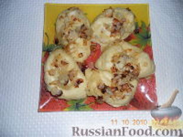 Фото к рецепту: Вареники с картошкой и грибами
