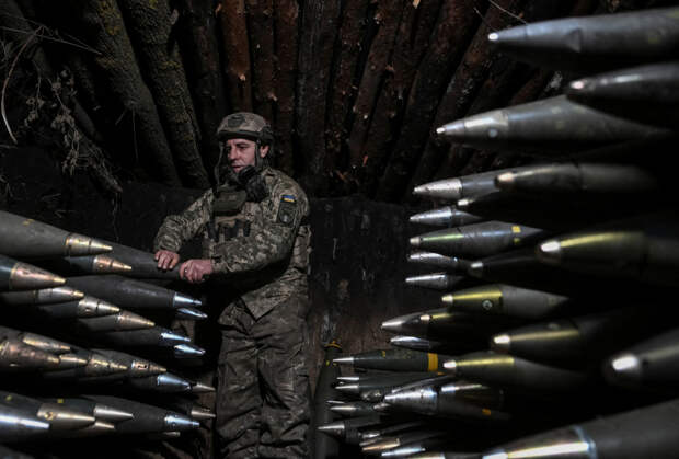 Украинцы дезертируют бригадами. Российский контингент в зоне СВО уже превысил численность ВСУ