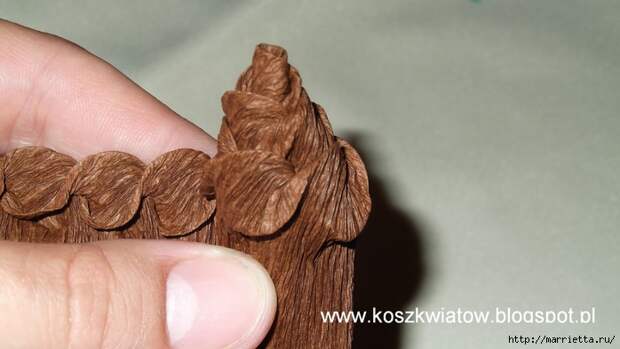 Шишки из гофрированной бумаги. Мастер-класс (8) (700x393, 164Kb)