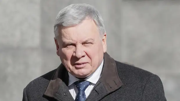 В Раде заявили, что министр обороны Украины Таран подал заявление об отставке