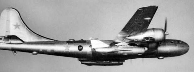 Ту-4КС с подвешенным самолетом-аналогом "К" Амет-Хан Султан, СССР, вов, война, герой, история