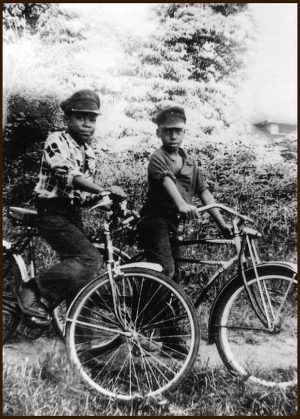 Джимми и Боб Хендриксы велосипеды, звезды, интересное, фото