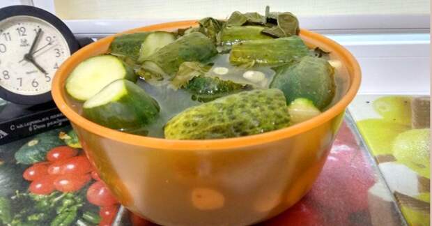 рецепт хрустящих малосольных огурцов