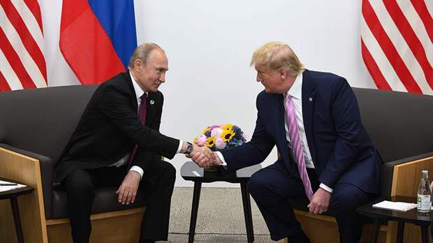 В Кремле прокомментировали информацию о возможной встрече Путина и Трампа в КНР