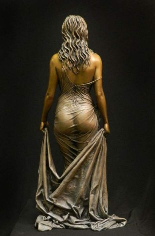 Волнующие скульптуры, изображающие женские тела (26 фото) Волнующие скульптуры, изображающие женские тела (26 фото)