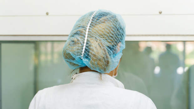 Работу буфетов в двух театрах Москвы приостановили за нарушение санитарных норм