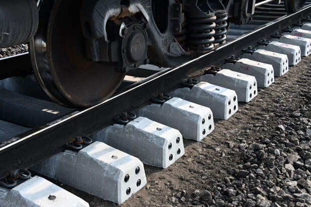 Пассажиров поезда Москва – Челябинск отправили из Ульяновска резервным составом