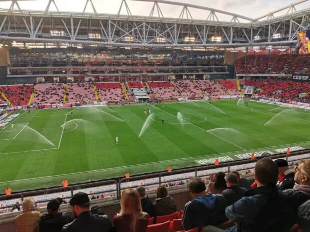 В «Локомотиве» высказались за возвращение пива на футбольные стадионы