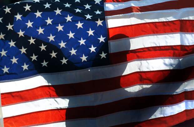 Экономике США предсказали квазидефолт из-за госдолга