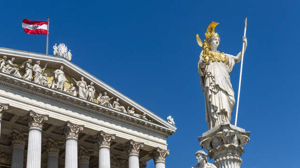 РИА Новости: в Вене сотни людей вышли на митинг против антироссийских санкций