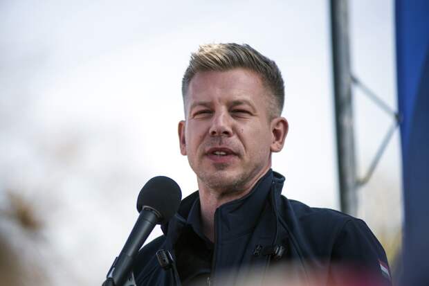 Петер Мадьяр заявил о своей победе на парламентских выборах в Венгрии