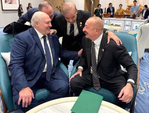 Не помогли ни Лукашенко, ни Си: Моди заблокировал вступление Азербайджана в ШОС