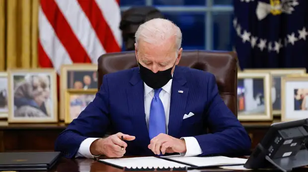 Байден подписал указы по иммиграционной политике