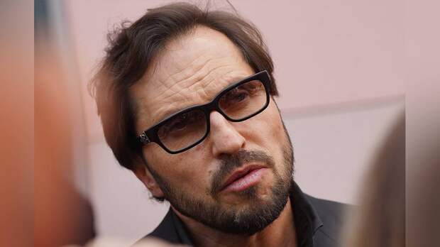 СМИ: Александр Ревва начал продавать недвижимость на Кипре