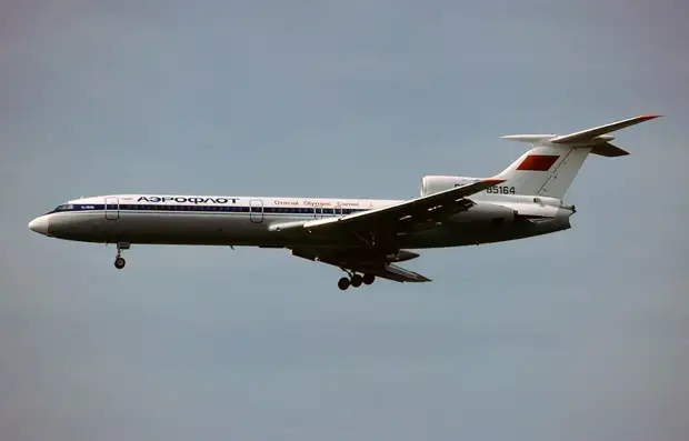 Aeroflot Tu-154B CCCP-85164 ZRH Sep 1979.png