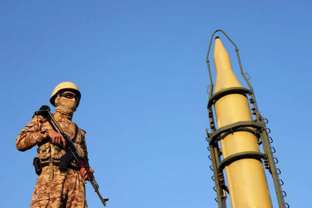 «Будут бить до конца»: Иран разнес ангары с истребителями США на двух базах за один удар