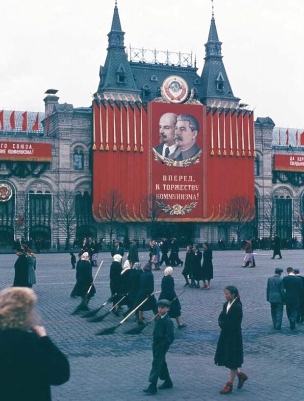 Американский шпион снимал жизнь в СССР в 50-е года. 14 фото, которые скрывались от глаз общественности.