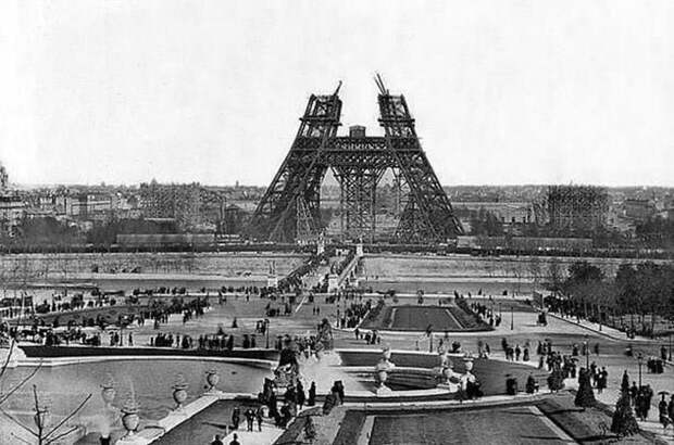 Строительство Эйфелевой башни в 1880 году