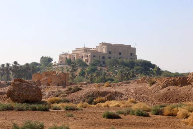 Россиянка описала дворец Хусейна в Ираке словами «это была демонстрация власти»