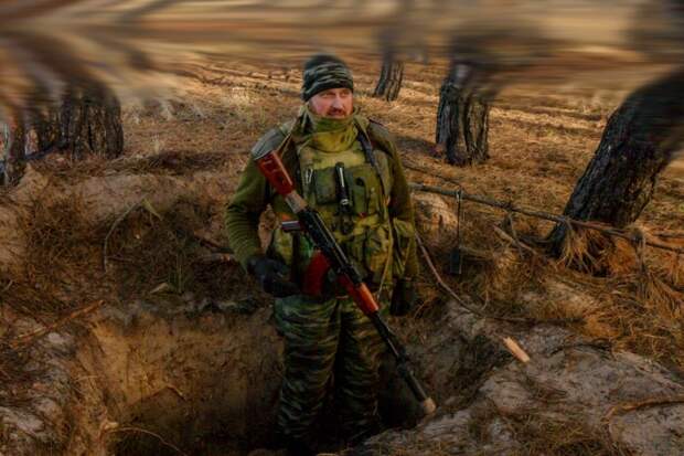 На прошлой неделе, одновременно с атаками по городам Курской области, ВСУ предприняли вылазку на Херсонщине. Сначала они высадили десант на Тендровской косе, а позднее — на соседней Кинбурнской.-3
