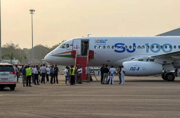 Вслед за Superjet 100 Россия предложит Индии и турбовинтовой Ил-114-300