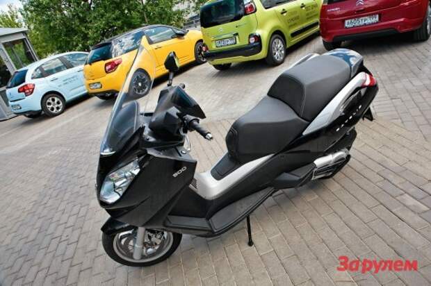 002_moto_0412_038