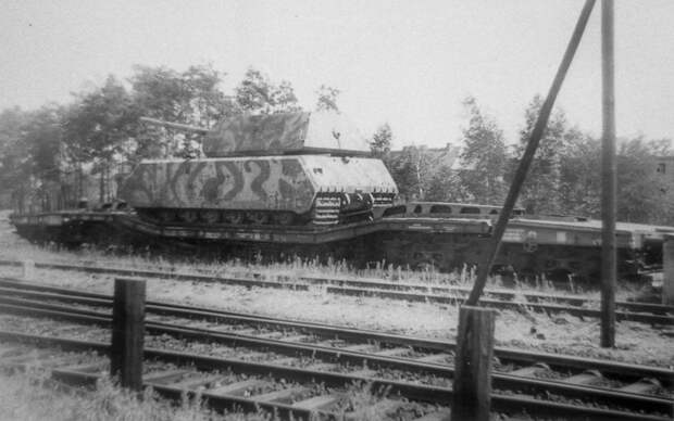 Собранный из двух танков образец Pz.Kpfw.Maus, Куммерсдорф, осень 1945 года - Сверхтяжёлый трофей | Военно-исторический портал Warspot.ru