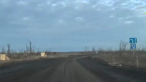 Противник пытается воспользоваться преимуществом в контроле над высотами, чтобы удержать Часов Яр