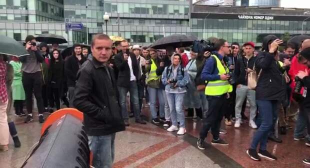 Летние митинги в Москве были искусственно простимулированы