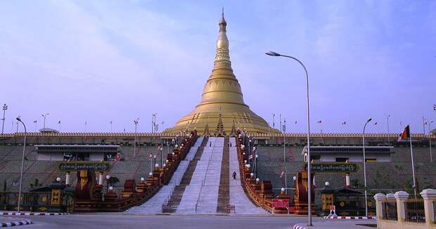 File:Uppatasanti Pagoda-01.jpg