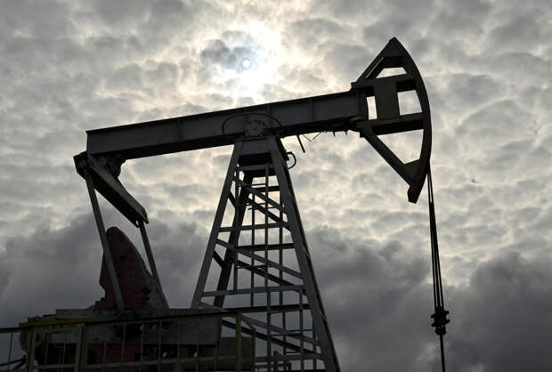 В России признали проблемы с экспортом и добычей нефти