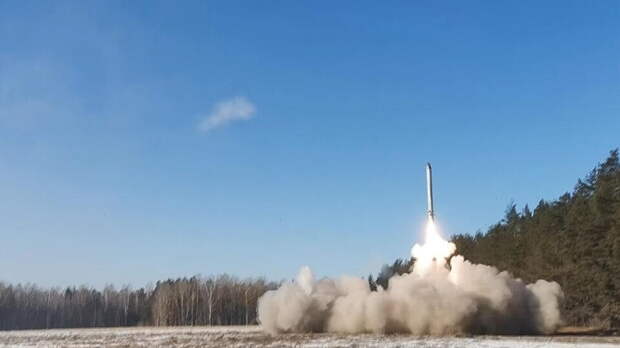 Армия России ударила по объектам ВПК и энергетики Украины