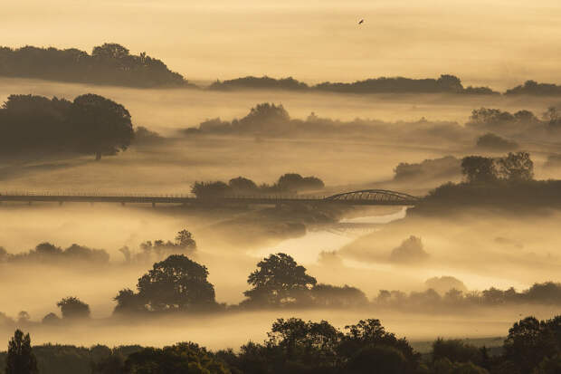 Осенний туман в Амберли, Англия