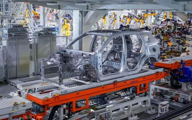 В России скоро появится новый отечественный крупный кроссовер: подробности