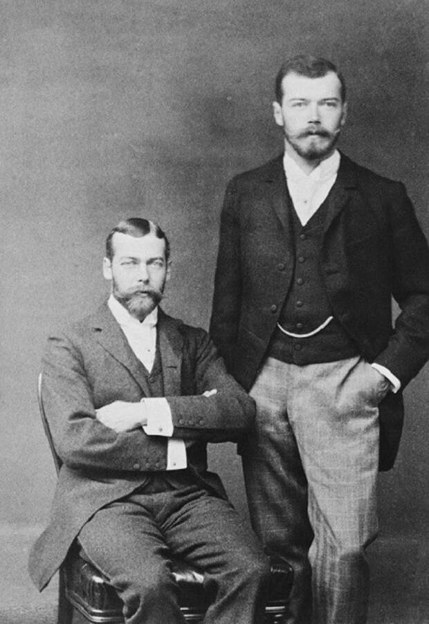 Двоюродные братья Николай II и Георг V. | Фото: diaryrh.ru.