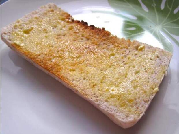 Салат с икрой красной и яйцами Салат с икрой красной и яйцами