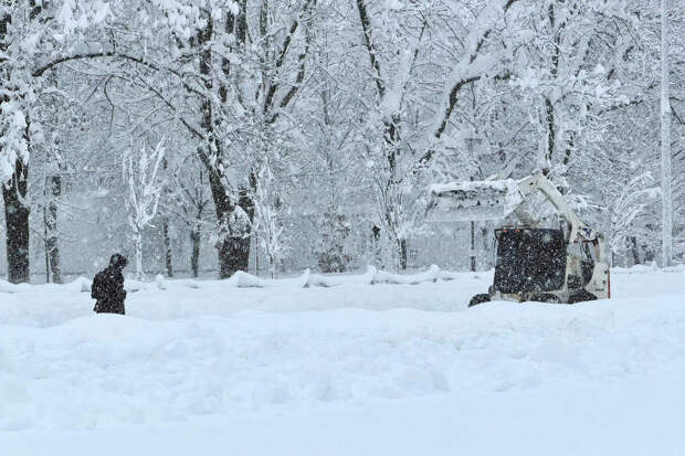 Штормовое предупреждение объявлено в Приморье из-за снегопада 10-11 января