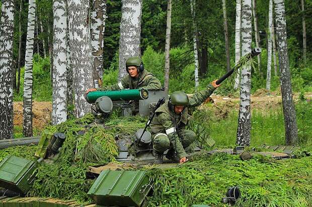 ВС РФ продолжают боевые действия против ВСУ у Песков и Авдеевки