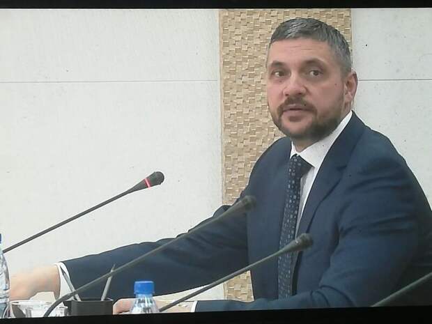 Губернатор Осипов: проблему ЖКХ не решить посадками — людей надо воспитывать