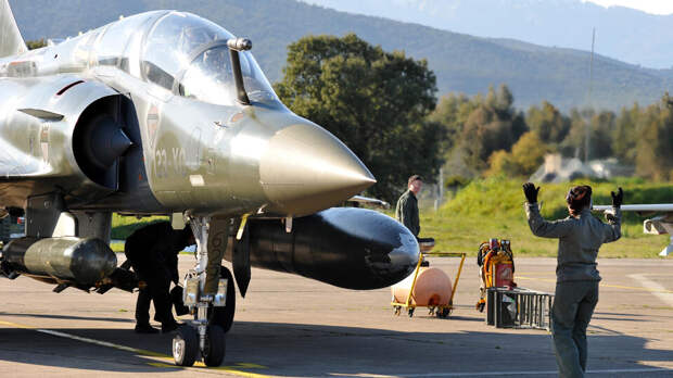 Во Франции пообещали передать Украине истребители Mirage 2000 в 2025 году