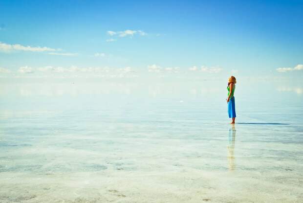 Озеро Солончак Уюни, Боливия (Salar de Uyuni, Bolivia) - самое большое соленое озеро во всем мире Озеро Солончак Уюни, Боливия (Salar de Uyuni, Bolivia) - самое большое соленое озеро во всем мире